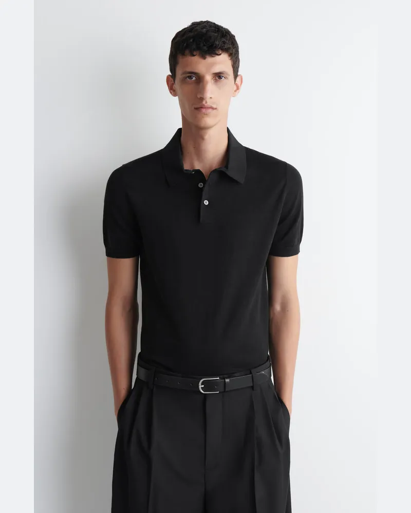 COS Schmal Geschnittenes Poloshirt Aus Seidenstrick Schwarz