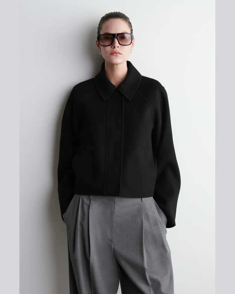 COS Kurze Jacke Aus Doubleface-Wolle Schwarz