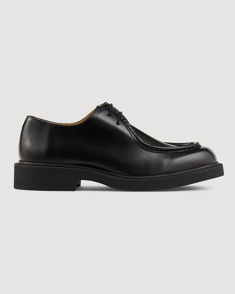 Sandro Derby-Schuhe aus glasiertem Leder Schwarz