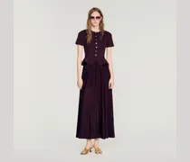 Langes Strickkleid mit Schößchen