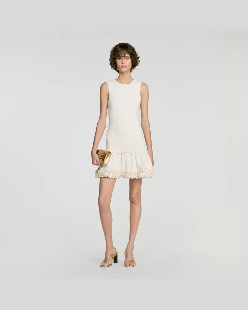 Sandro Kurzes Strickkleid mit Blumen Ecru