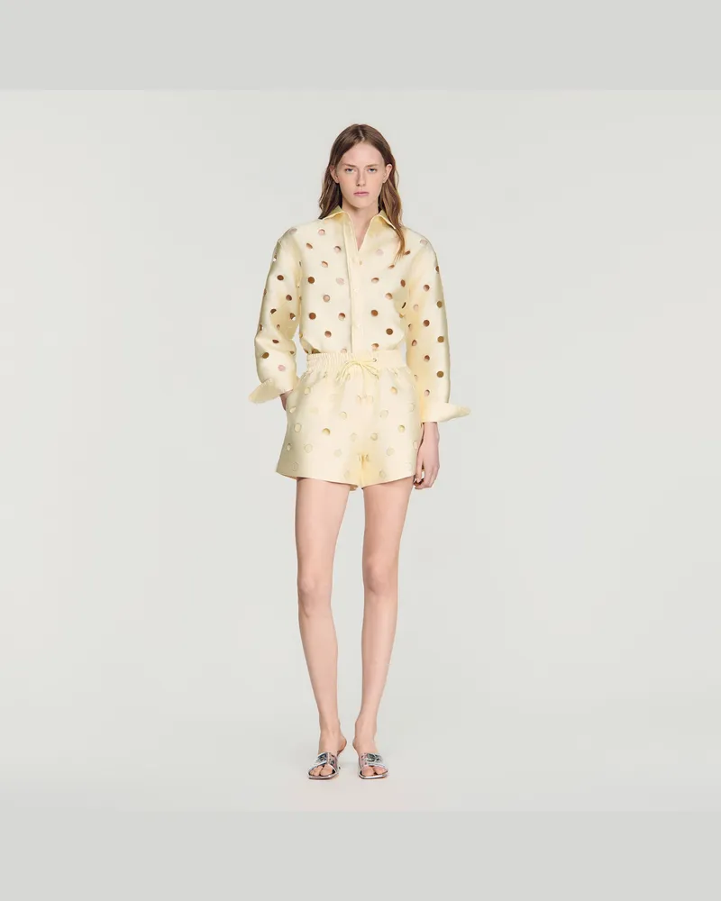 Sandro Shorts mit Löchern und Strass Vanille