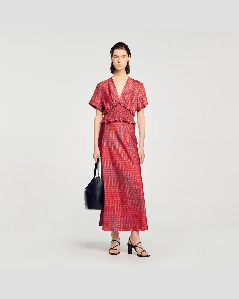 Sandro Langes Kleid mit Tuchprint Rouge