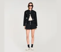 Ausgestellte Druckknopfshorts