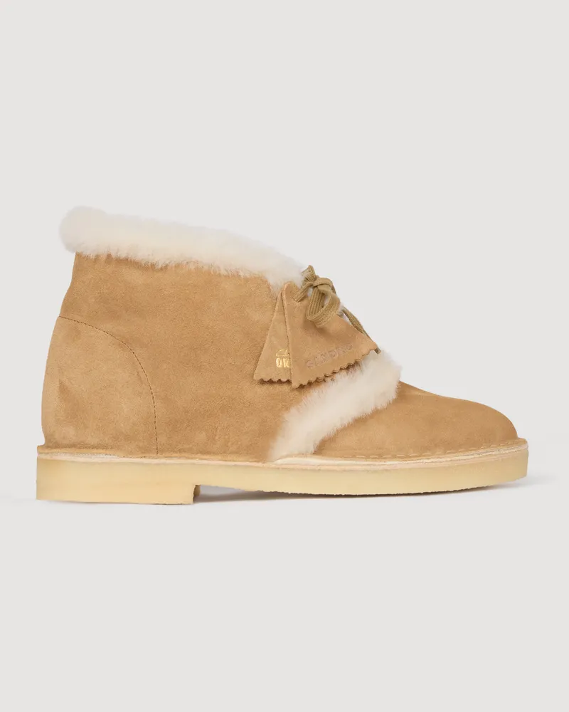 Sandro Desert Boots aus Shearling Beige