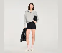 Gerippte Shorts mit Perlenstickerei