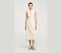 Langes Spitzenkleid