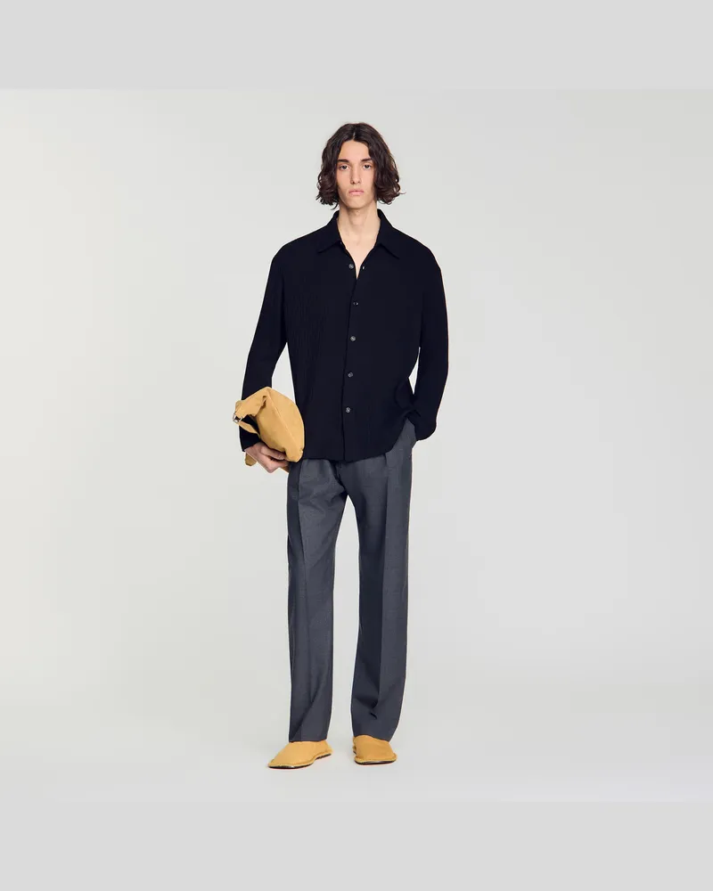 Sandro Fließendes Hemd in Knitteroptik Schwarz