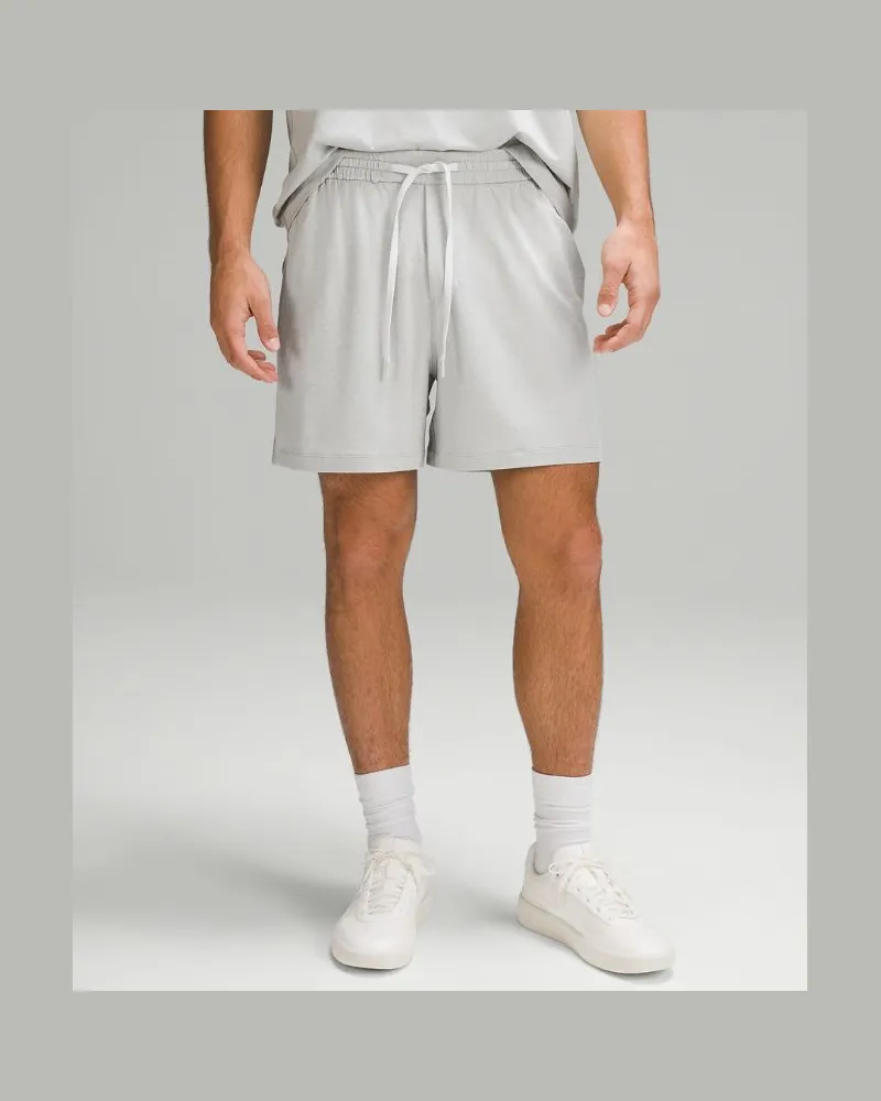 LULULEMON Soft Jersey Shorts für Männer – 13 cm – Größe in Heathered Vapor/Heathered Silver Drop Heathered