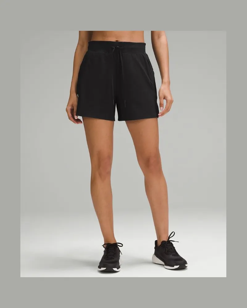 LULULEMON License to Train Shorts mit hohem Bund für Frauen – 10 cm – Größe in Black Black