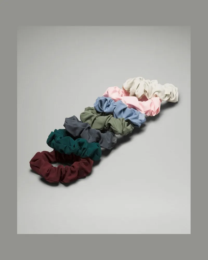 LULULEMON Uplifting Scrunchie 7er-Pack in Garnet/Blue Willow/Strawberry Milkshake Garnet