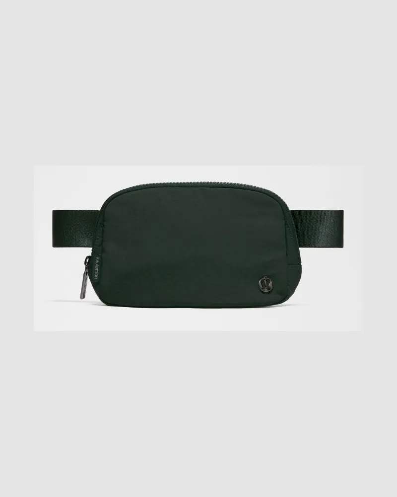 LULULEMON Everywhere Gürteltasche Größe in Rainforest Green Rainforest