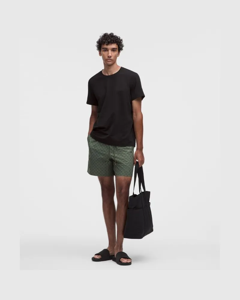 LULULEMON Badeshorts Mit Liner für Männer – 18 cm – Größe in Square Diamond Screen Green Multi Square