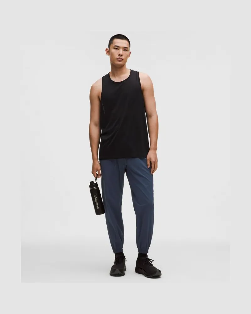 LULULEMON Perforierte Laufhose Normale Länge für Männer – Größe in Club Blue Club