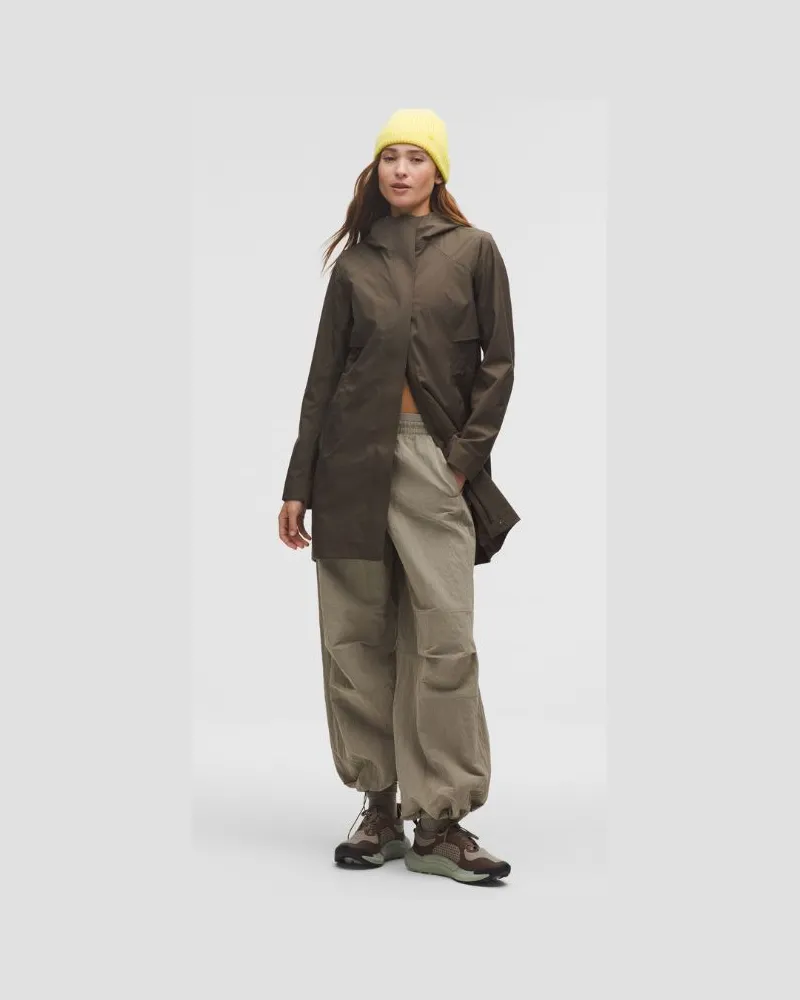 LULULEMON Rain Rebel Jacke für Frauen – Größe in Olive Brown Olive