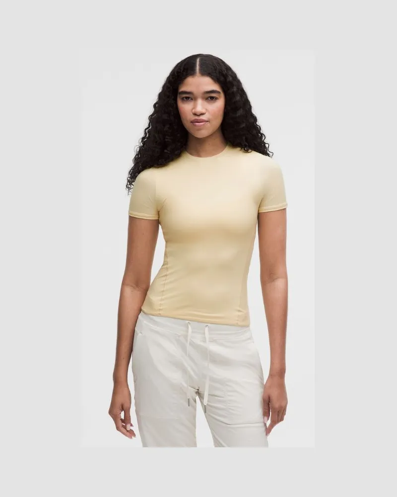 LULULEMON Wundermost Hüftlanges Kurzarmshirt mit Rundhalsausschnitt aus Ultra-Soft Nulu für Frauen – Größe in Butter Cream Butter