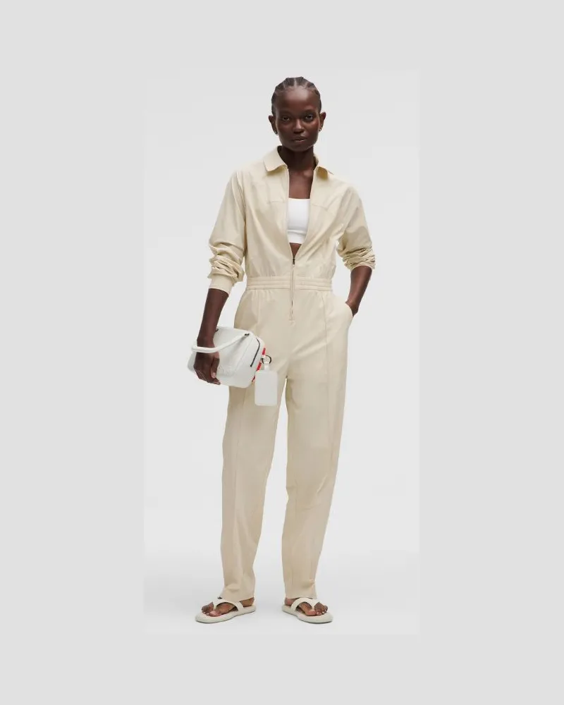 LULULEMON Leichter, gewebter Jumpsuit SLNSH Kollektion für Frauen – Größe in Natural Ivory Natural