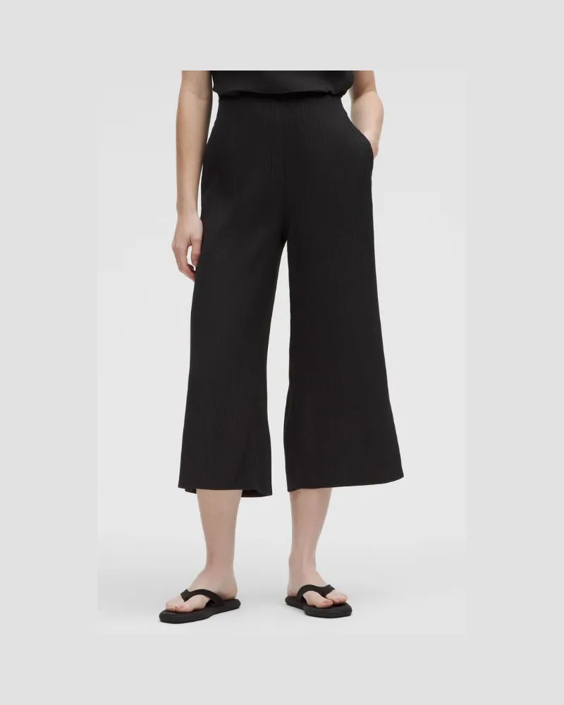 LULULEMON Plissierte, stretchige Crop-Hose mit weitem Bein und hohem Bund für Frauen – Größe in Black Black