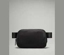 Everywhere Gürteltasche Größe in Schwarz
