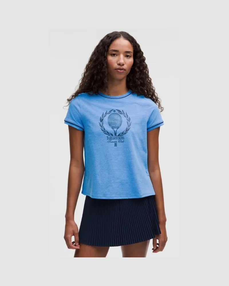 LULULEMON Crewneck Tennis Short-Sleeve Shirt Tennis Club für Frauen – Größe in Pool Party/Club Blue Pool