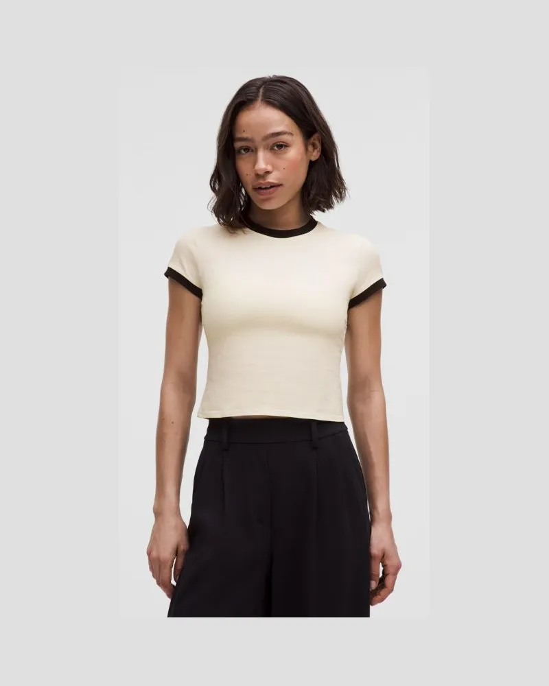 LULULEMON Baby-Tee aus Bio- mit Ringer-Details für Frauen – Größe in Light Ivory/Black Light