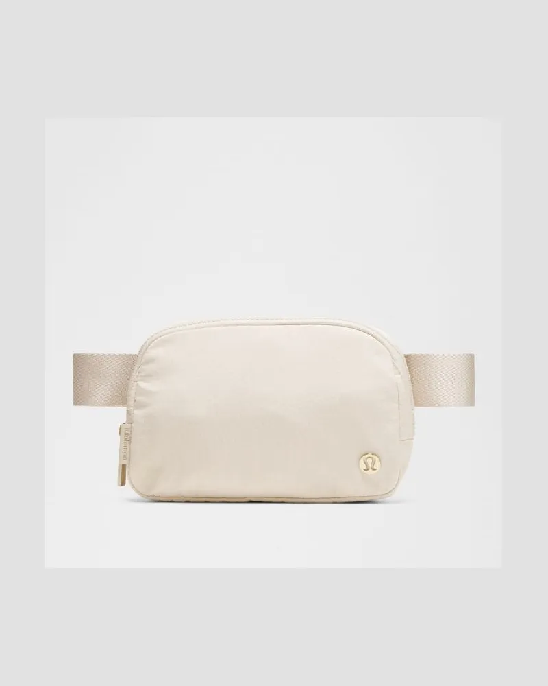 LULULEMON Everywhere Gürteltasche Größe in Light Ivory Light