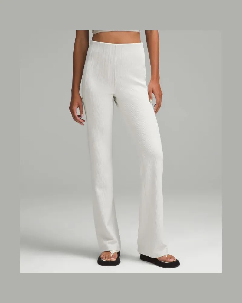 LULULEMON Hose mit ausgestelltem Bein aus geripptem Softstreme Normale Länge für Frauen – Größe in Graphite Grey Graphite