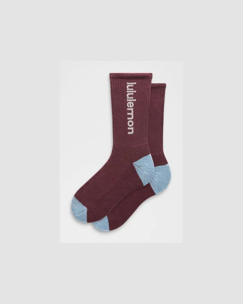 LULULEMON Unisex Daily Essential Crew-Socken Logo – Größe in Burgundy Bay/Dreamy Blue/Light Ivory Burgundy
