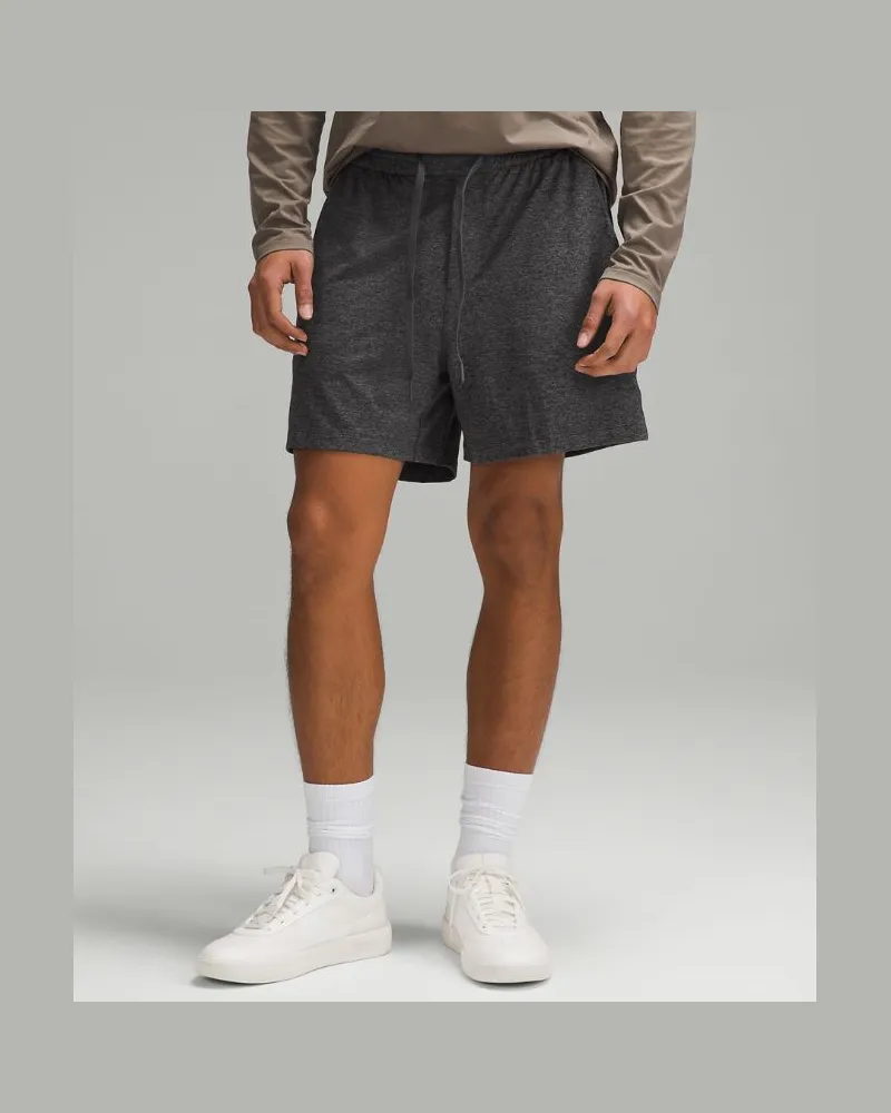 LULULEMON Soft Jersey Shorts für Männer – 13 cm – Größe in Heathered Black/Heathered Graphite Grey Heathered