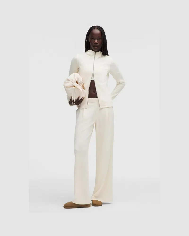 LULULEMON Leichte Softstreme Hose mit mittelhohem Bund Normale Länge für Frauen – Größe in Coconut Ivory Coconut