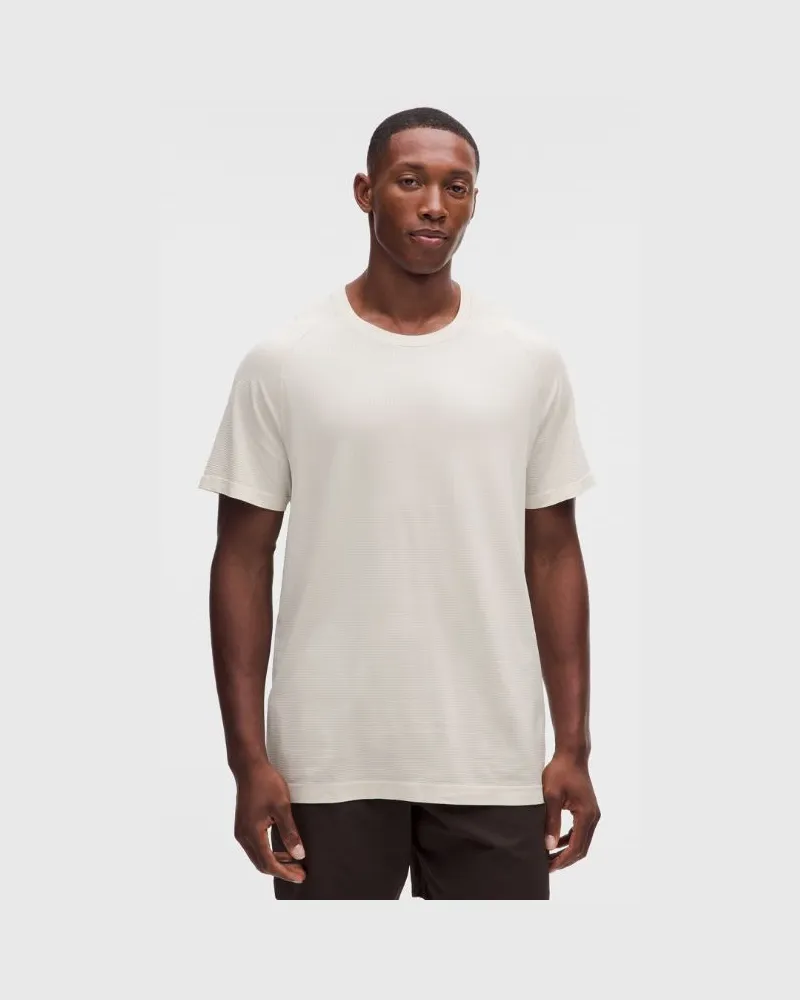 LULULEMON Metal Vent Tech T-Shirt für Männer – Größe in Light Ivory Light