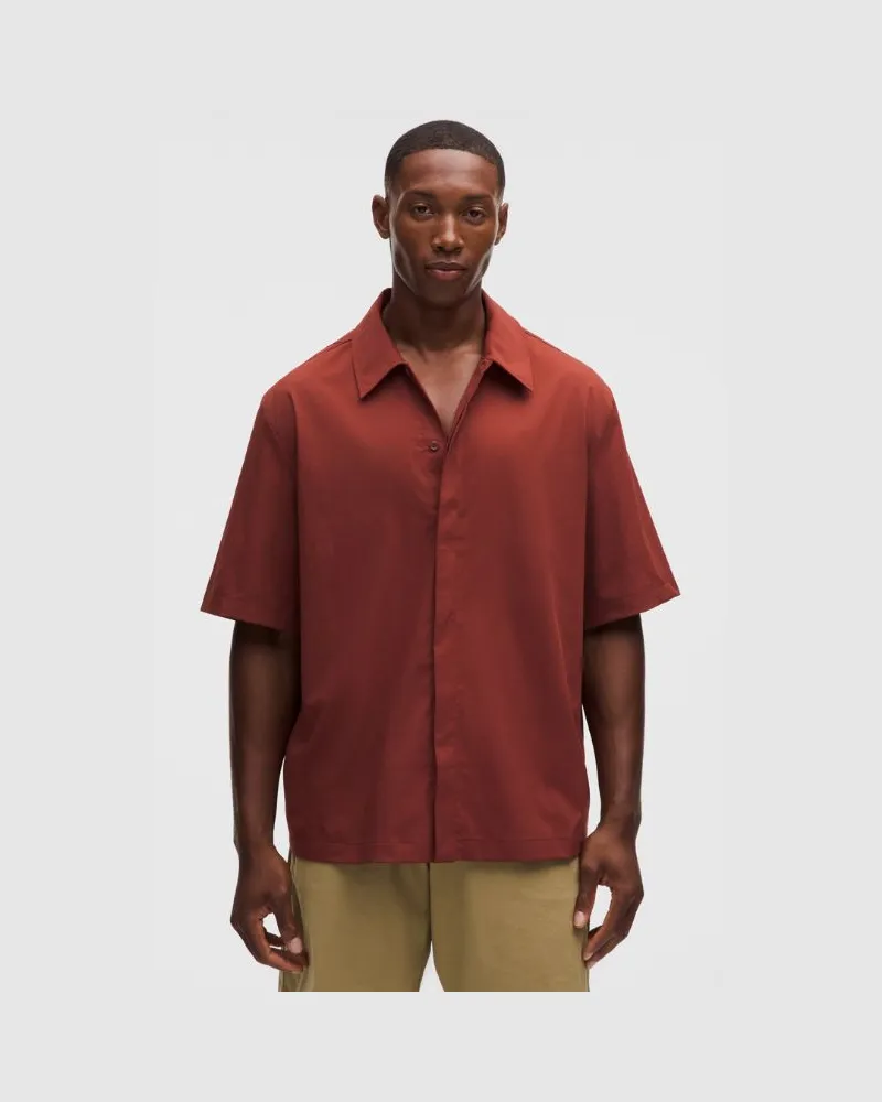 LULULEMON Unshaken Kurzarmshirt mit Kragen für Männer – Größe in Cranberry Charm Cranberry