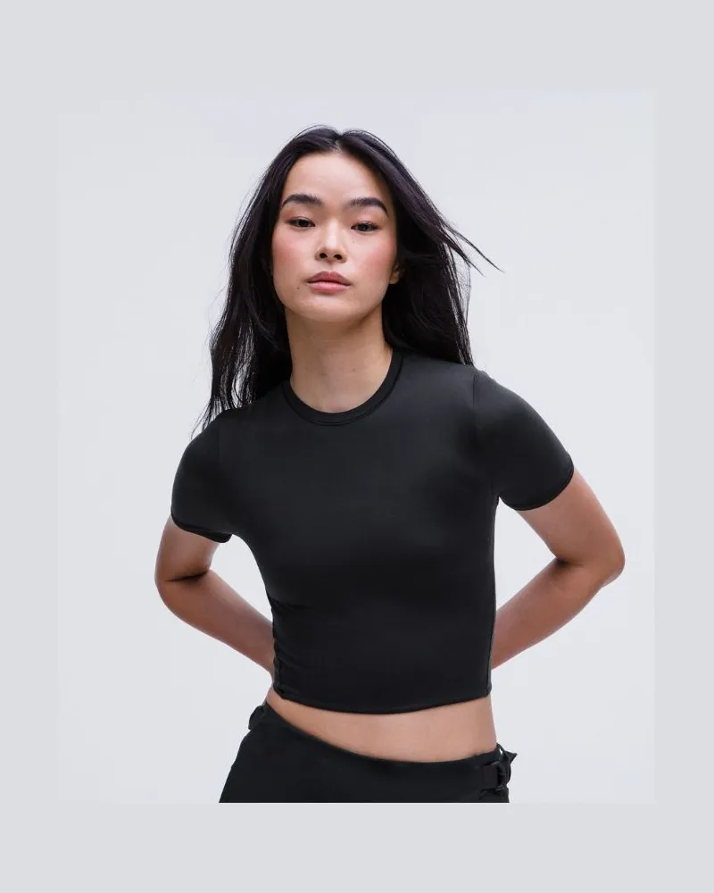 LULULEMON Crop-T-Shirt mit Rundhalsausschnitt für Frauen – Größe in Black Black