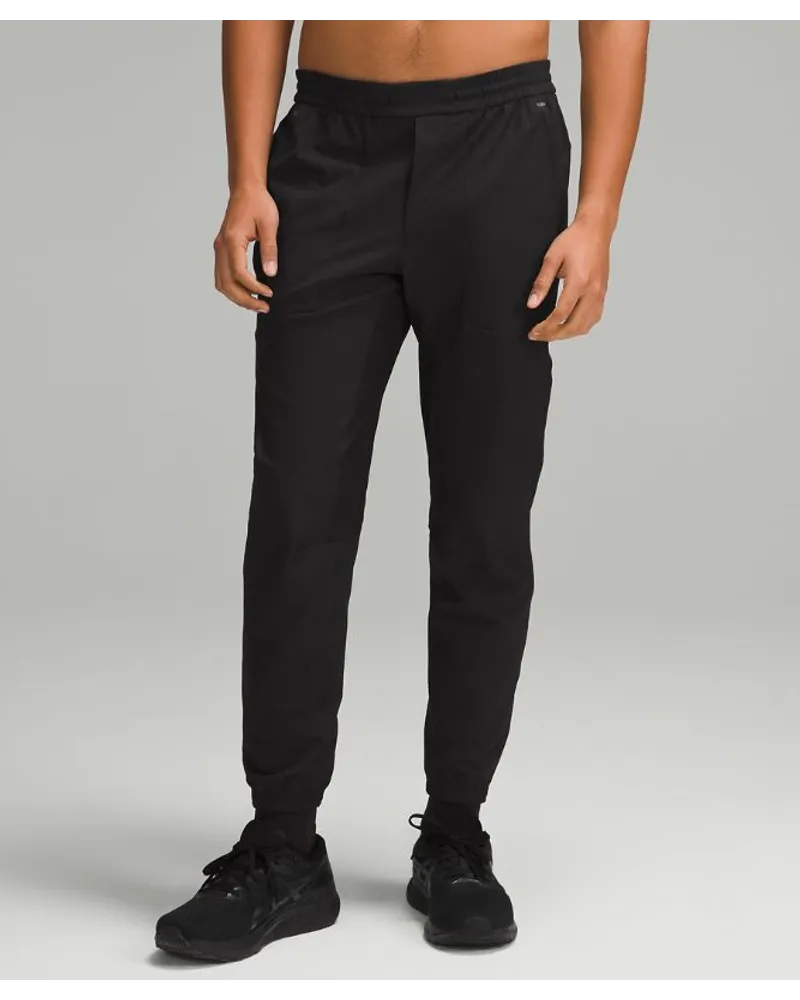 LULULEMON License to Train Jogginghose Black