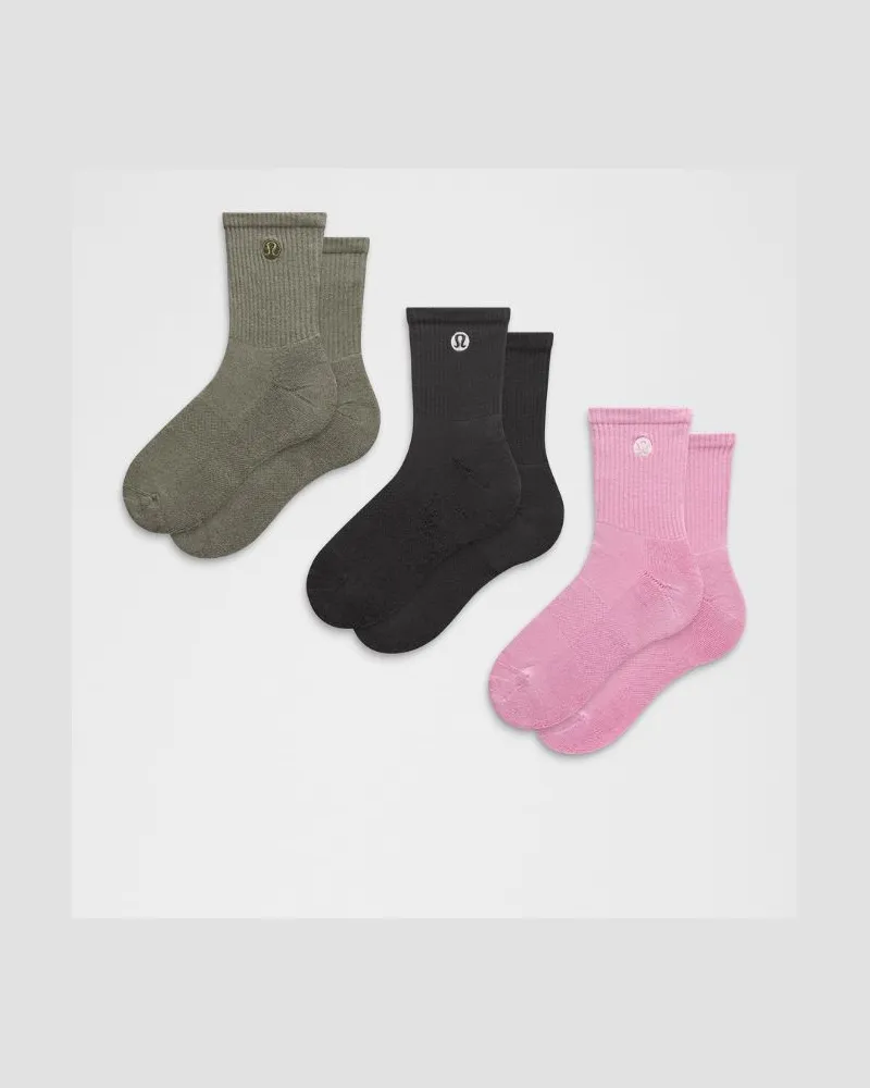 LULULEMON Daily Essential Knöchelhohe Socken Unisex 3er-Pack – Größe in Pink Frosting/Heathered Bay Leaf/Black Pink