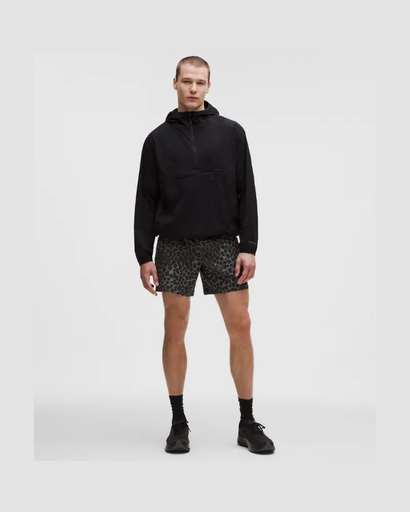 LULULEMON Pace Breaker Shorts ohne Liner für Männer – 18 cm – Größe in True Leopard Black Multi True