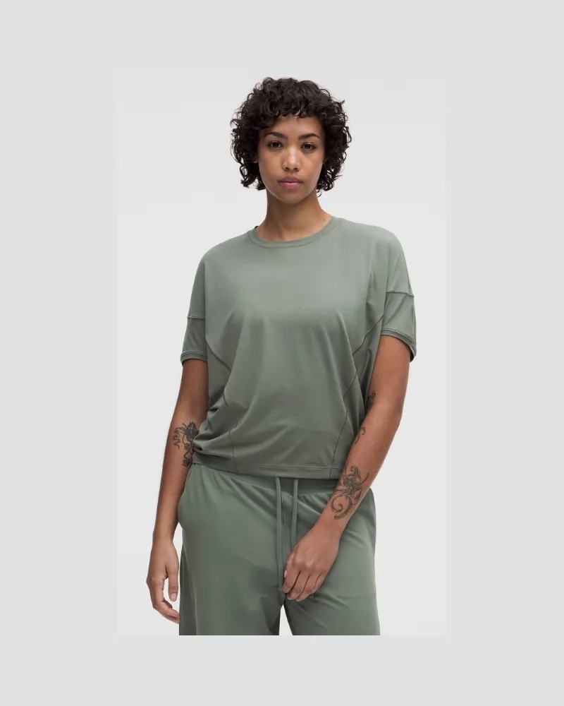 LULULEMON Dolman-T-Shirt aus Modal-Baumwollmaterial für Frauen – Größe in Willow Leaf Willow