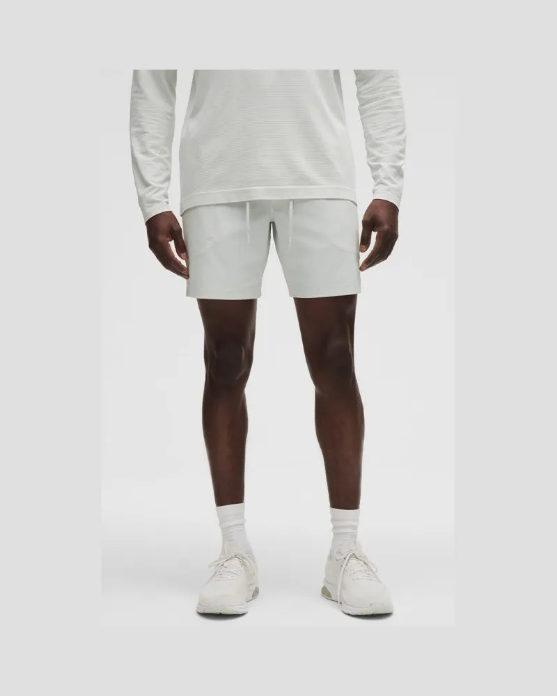 LULULEMON License to Train Shorts ohne Liner für Männer – 18 cm – Größe in Vapor Vapor