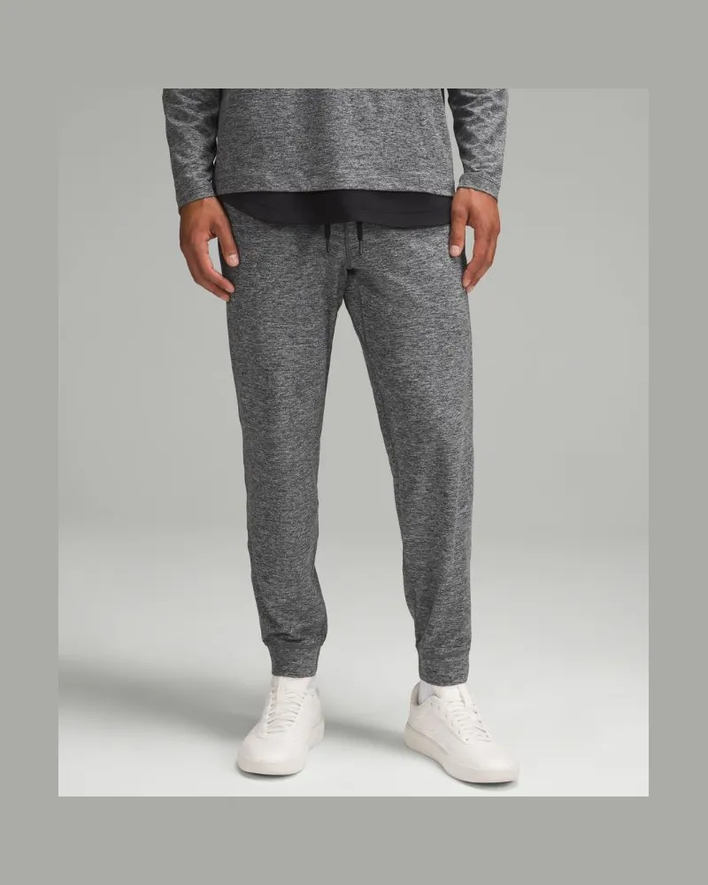 LULULEMON Soft Jersey Jogginghose Normale Länge für Männer – Größe in Heathered Black/Heathered Silver Drop Heathered