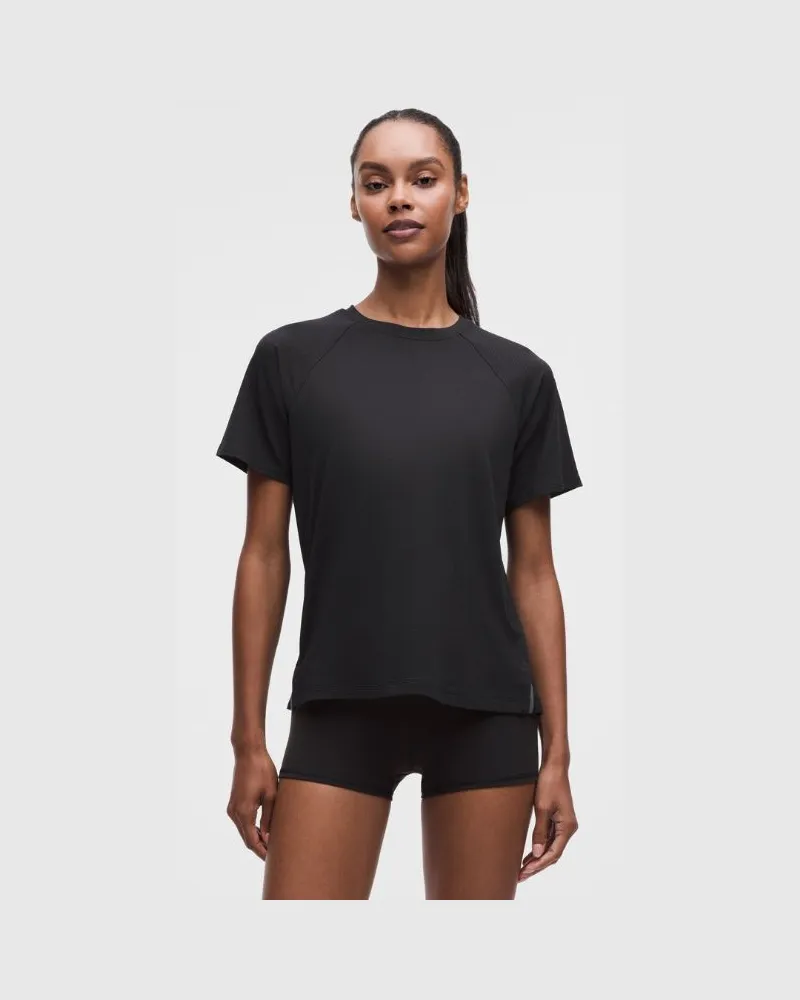 LULULEMON License to Train T-Shirt im Classic Fit für Frauen – Größe in Black/Onyx Grey Black