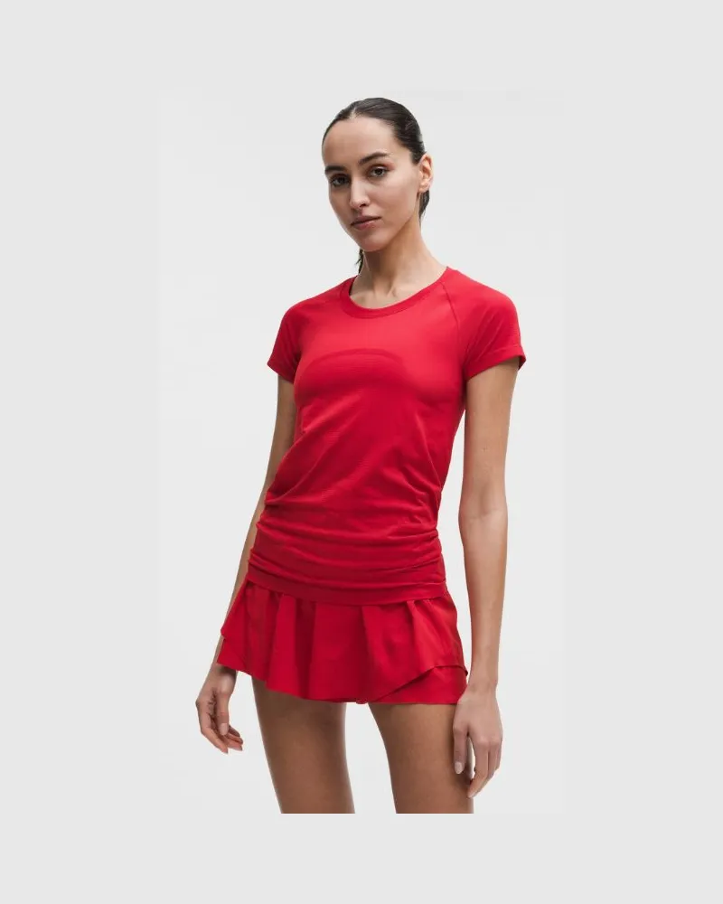 LULULEMON Swiftly Tech Kurzarmshirt 2.0 Hüftlänge für Frauen – Größe in Oxford Red Oxford