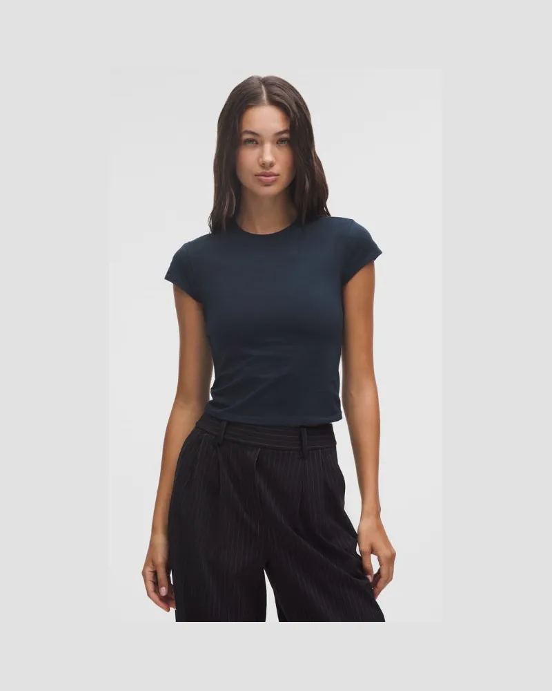 LULULEMON Baby Tee aus Bio- für Frauen – Größe in True Navy True