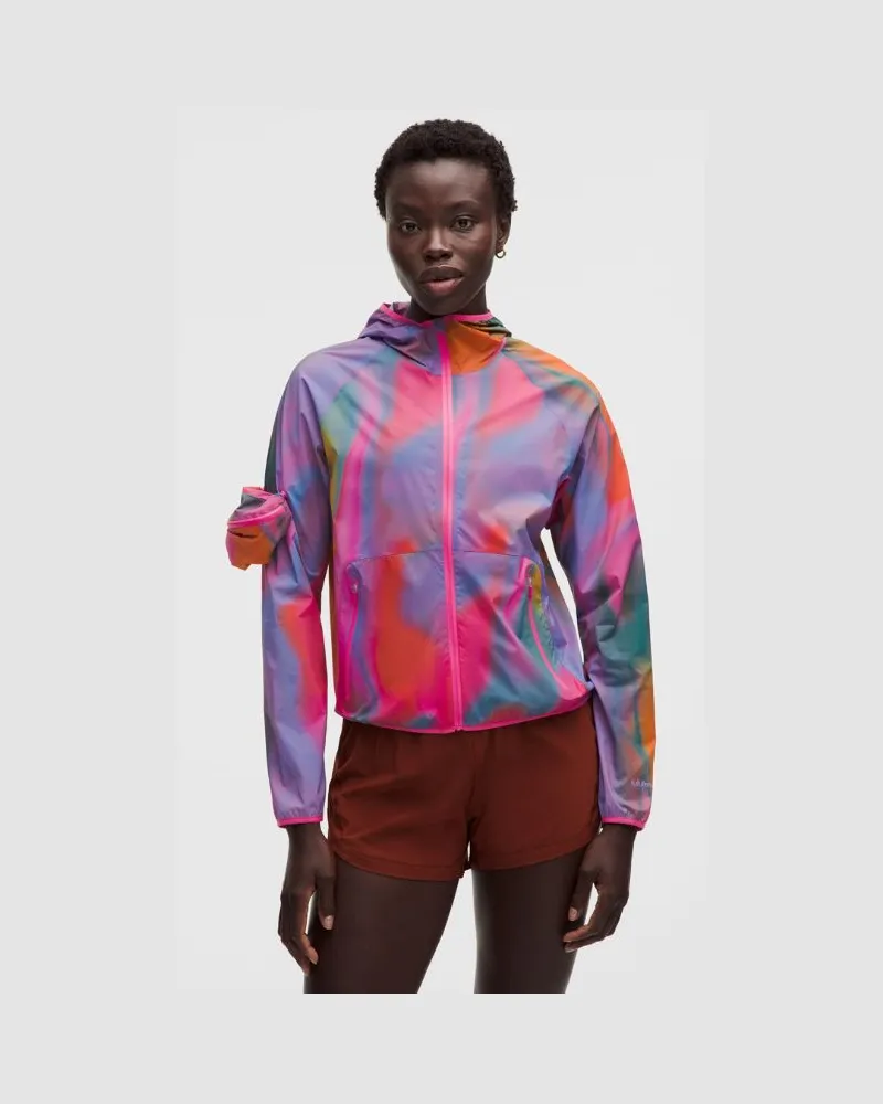 LULULEMON Verstaubare Trailrunning-Jacke für Frauen – Größe in Speed Glow Multi Speed