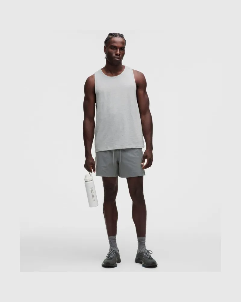 LULULEMON Zeroed In Shorts ohne Liner für Männer – 13 cm – Größe in Onyx Grey Onyx