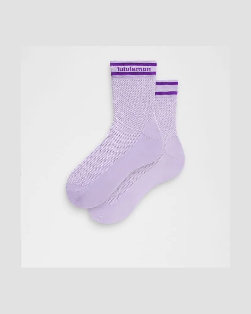 LULULEMON Stricksocken mit Lochstrick-Konstruktion – Größe in Lavender Frost/College Purple Lavender