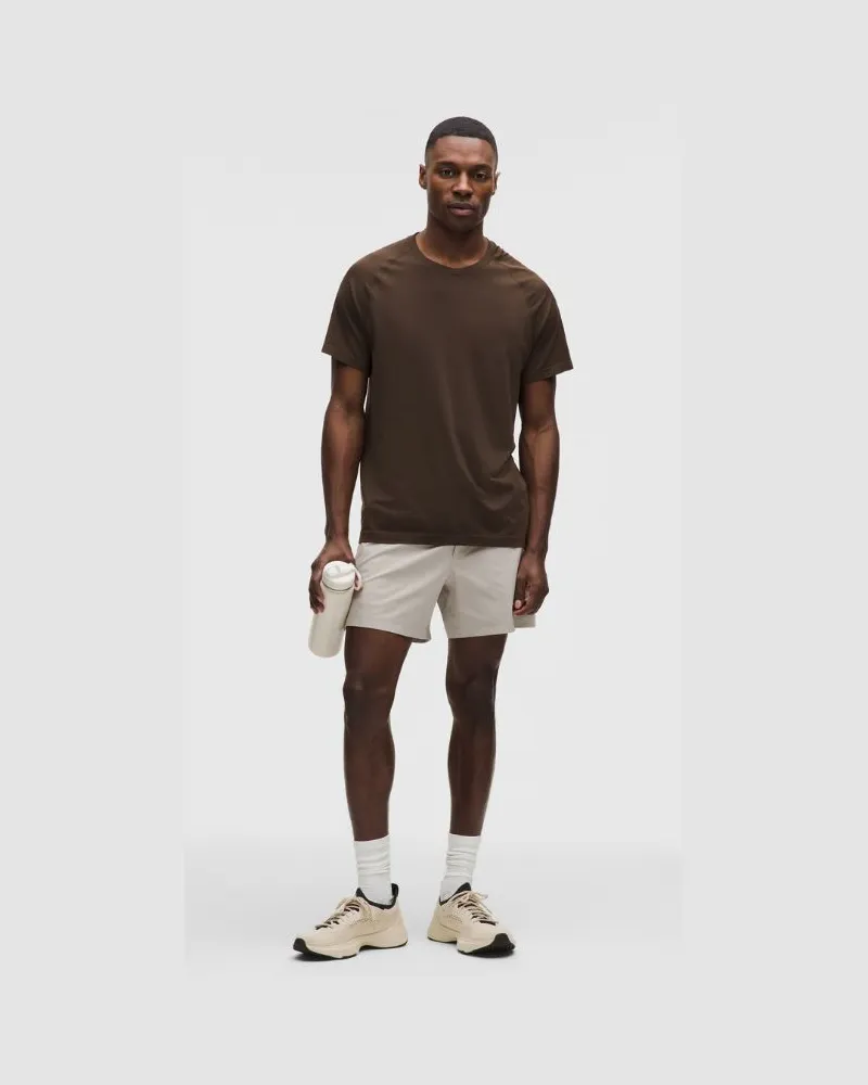 LULULEMON Zeroed In Shorts ohne Liner für Männer – 13 cm – Khaki – Größe Downtown