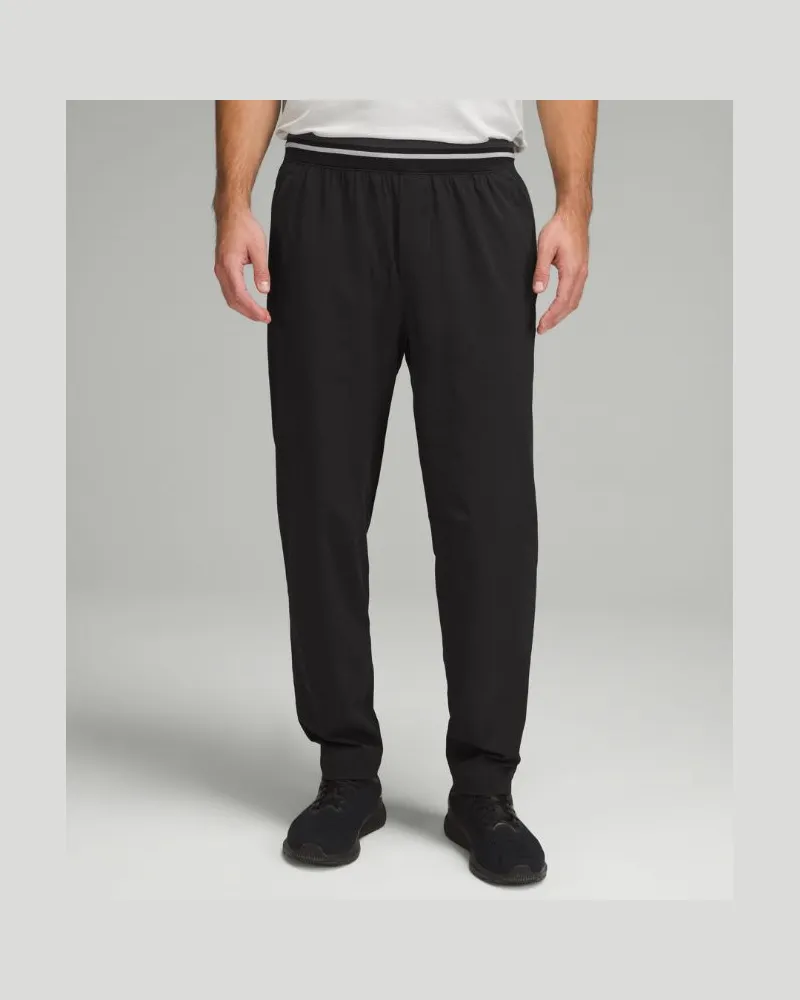 LULULEMON Workout-Trainingshose im Relaxed Fit für Männer – Größe in Black Black