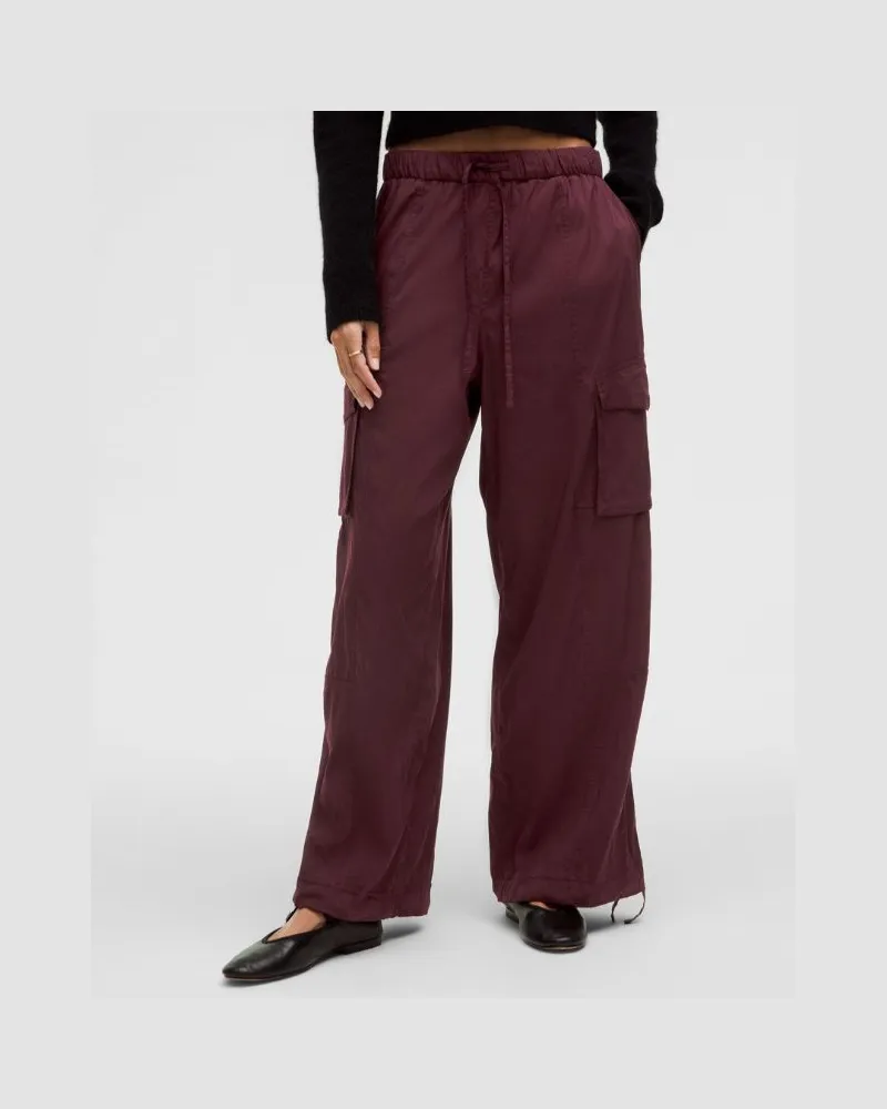 LULULEMON Leichte Cargohose mit mittelhohem Bund und flexibler Passform für Frauen – Größe in Garnet Garnet
