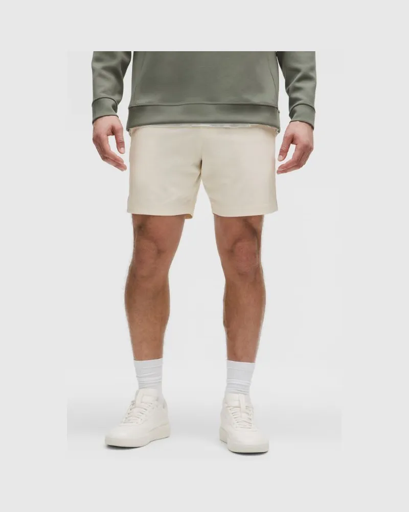 LULULEMON ABC Shorts im Classic Fit für Männer – 18 cm – Größe in Light Ivory Light
