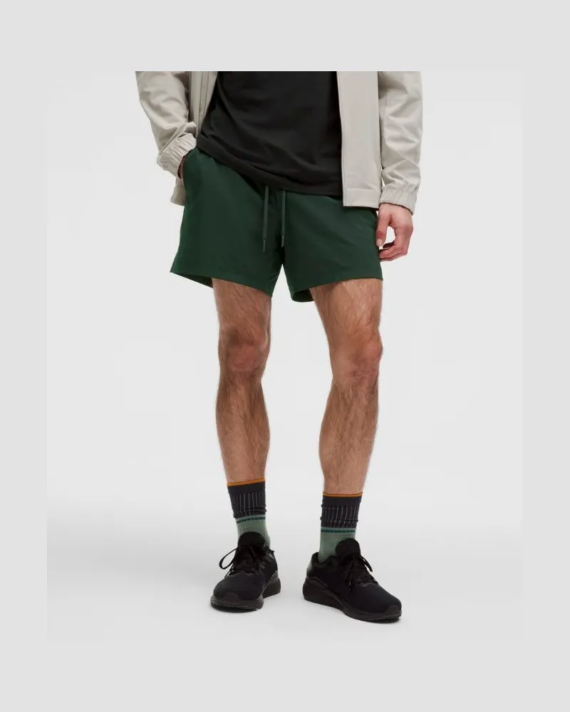 LULULEMON Zeroed In Shorts ohne Liner für Männer – 13 cm – Größe in Rainforest Green Rainforest